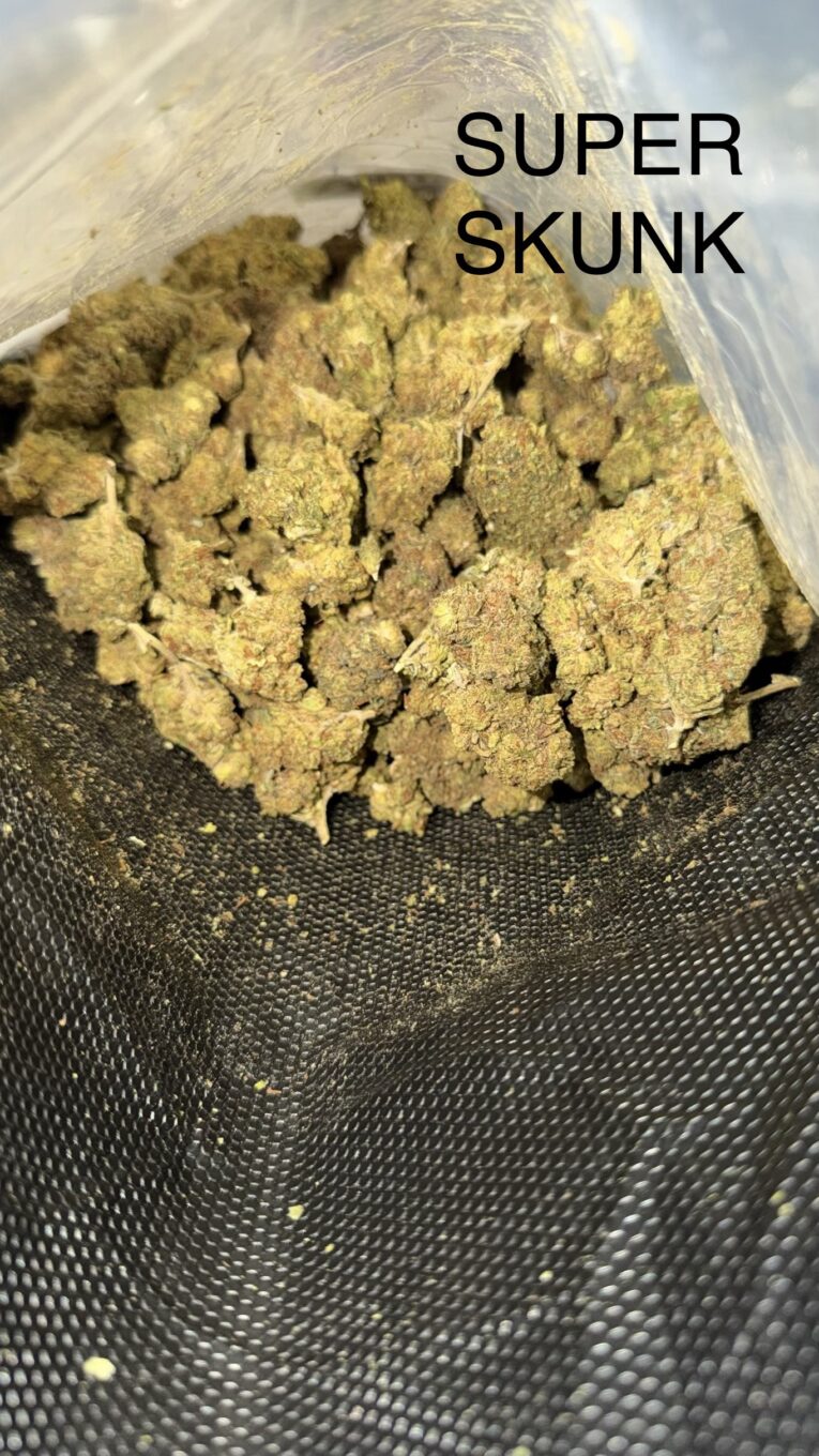 Super-Skunk